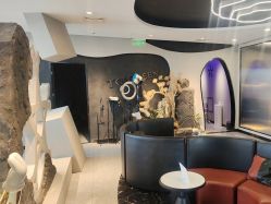 -TOP HAIR SALON