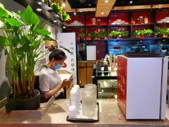 -渝是乎酸菜鱼·川渝小炒(新世界百货望京店)