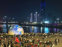 -中国宜宾·长江地标广场