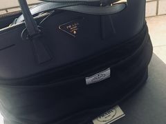 -PRADA普拉达(国际广场店)