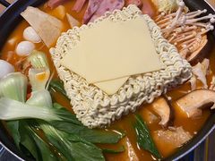 -源味屋韩式火锅&炸鸡(鼎城当代商城店)