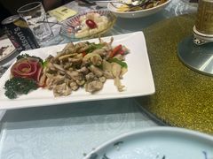 -利鸿私宴(南京路步行街店)