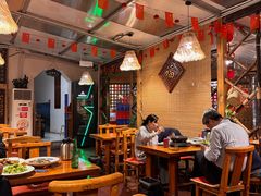 -旺角小渔村·海肠捞饭开创者(环山路店)