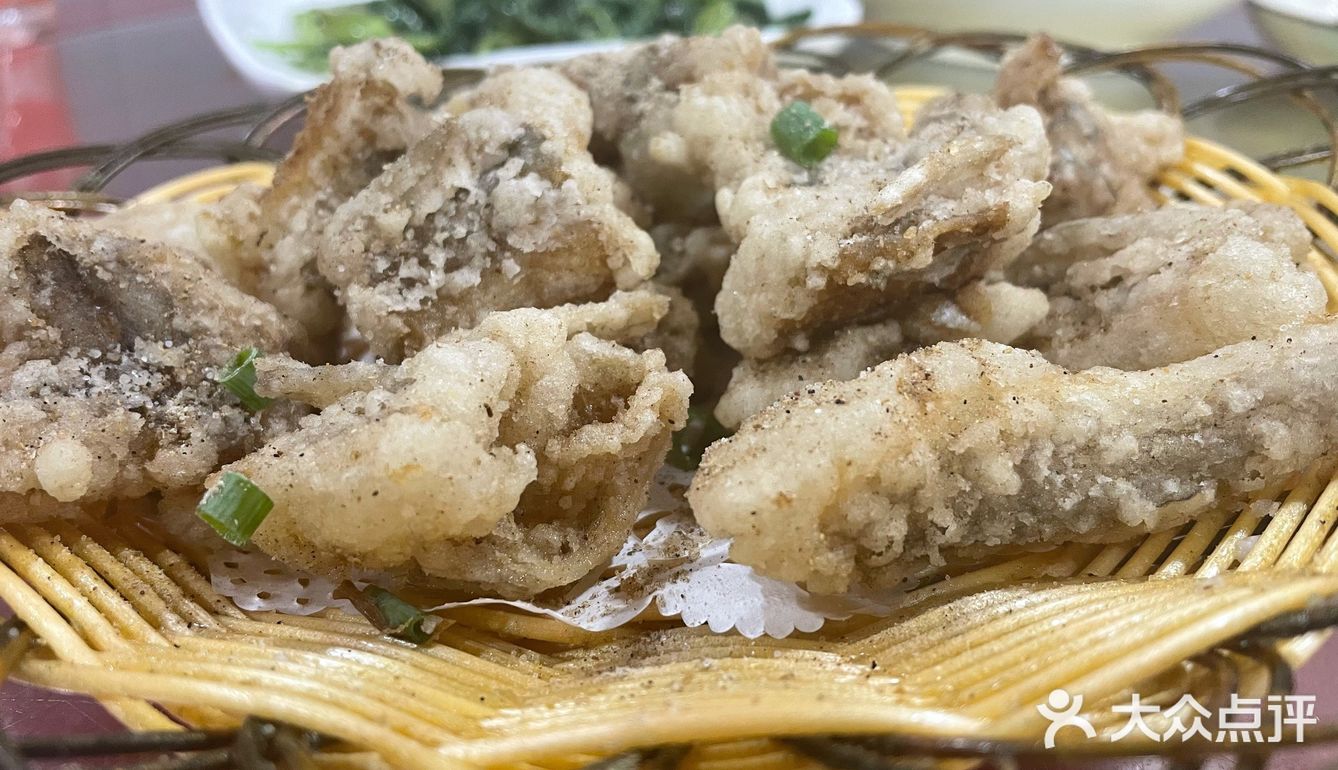 最酥脆的椒盐水电鱼在这里[调皮]，