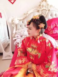 -贺贺新娘造型婚纱店
