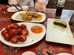 荔枝虾球-玉华台饭庄(裕中西里小区店)