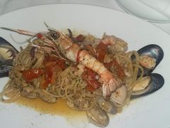 -卡佩罗意大利餐厅及酒吧Al Cappello Trattoria