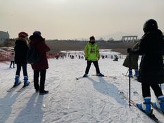 -华彬猛犸滑雪场