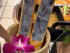 -热火朝天鲜切牛肉火锅(南强街巷店)