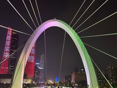 -南京眼步行桥