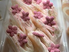 -樱花糕坊(凯德广场店)