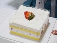 积慕草莓奶油蛋糕-积慕Cake(解放大道店)
