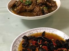 -临街徽菜馆·正宗黄山味