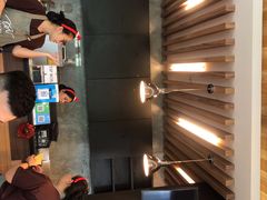 -Chom Cafe and Restaurant