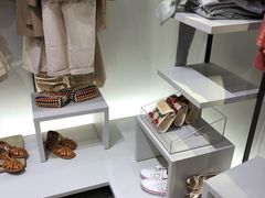 -ZARA(熙地港店)