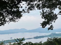 -宝石山