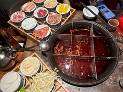 -周小明火锅(黑金冠社区店)