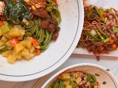 -秦君宝手擀菠菜面(金花路店)