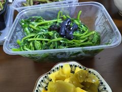 清炒豆苗-小唐小四川水煮鱼(北三路店)