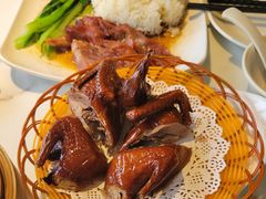 招牌烤乳鸽-多多旺港式茶餐厅(新区店)