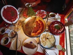 -小龙翻大江文化火锅(宽窄店)