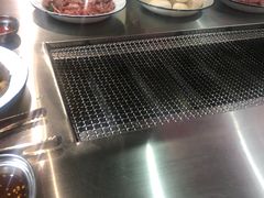 -马路牙子地桌烤肉(工体店)
