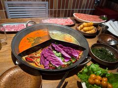 -巴卤社老火锅(财富店)