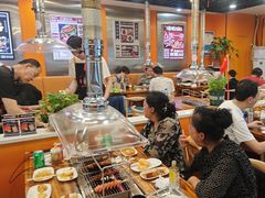 -哈尔滨小酒馆·鲜肉现穿自助烧烤(康新花园店)