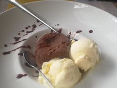 -Casa Nova