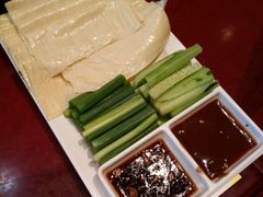 -老街坊美食汇(玉兰大街店)