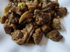 野生鸡皮果炒土鸭-德天丽水风味馆