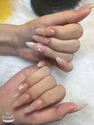 -小黑瓶美甲美睫