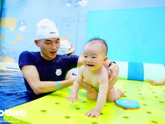-龙格亲子游泳俱乐部(泊富中心)