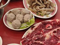 吊龙-潮汕•草根牛肉档(中江路店)