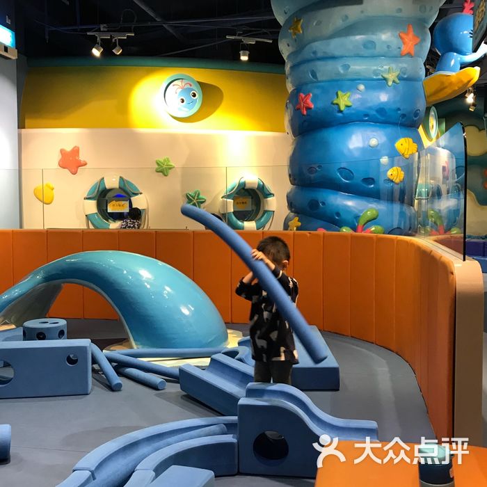 贝乐鸥儿童主题乐园