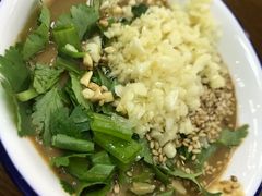 调好的麻酱-大明铜锅·烤涮坊·烧烤(新开路店)