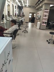 -Z.X HAIR SALON张新美业