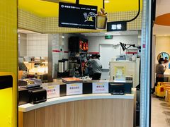 门面-麦当劳(普陀香溢花城店)
