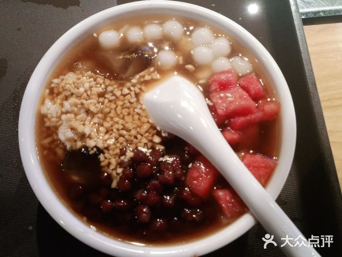 蓉李记成都名小吃(渝北财富中心店)玫瑰汤圆冰粉图片