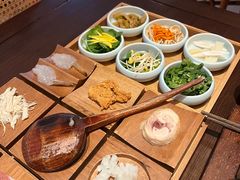 -银米·云南传统过桥米线(双廊黑金冠店)