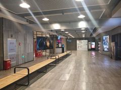 等候区-保利国际影城杭州中南店