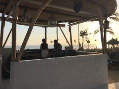 -FINNS Beach Club