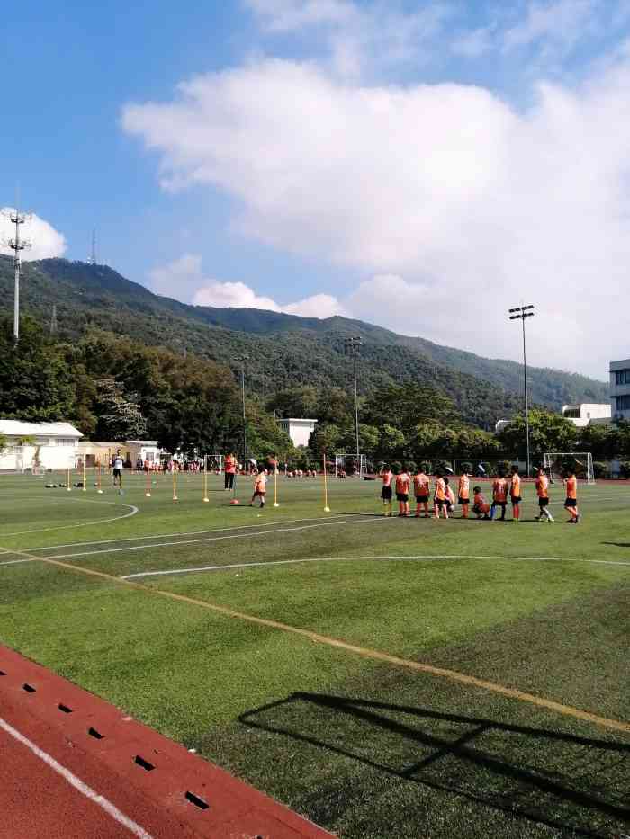 时年技校-"时年技校,也叫新会高级技工学校.位于新会.