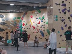 -ROCKPLUS攀岩馆(环宇城店)