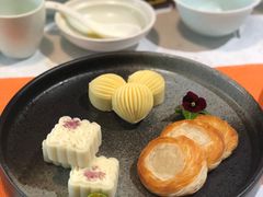 -荷风细雨·中国茶宴(碧云店)