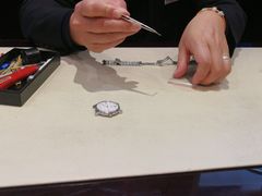 -亨得利钟表商店