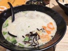 -渔米丰·广府鱼汤米线(光明广场店)