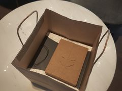 -深圳国际会展中心希尔顿酒店(前海华发冰雪世界店)