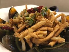-张大师鸭爪爪特色干锅(南湖店)