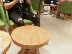 大堂-星巴克臻选(北京银泰店)